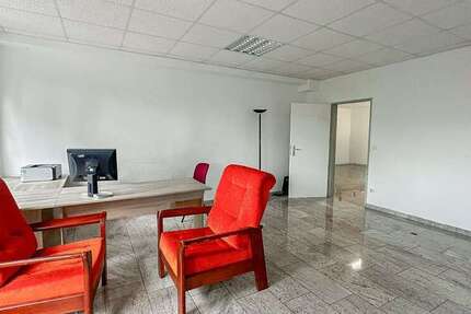 Büro in Düsseldorf 3.200 € 300 m²