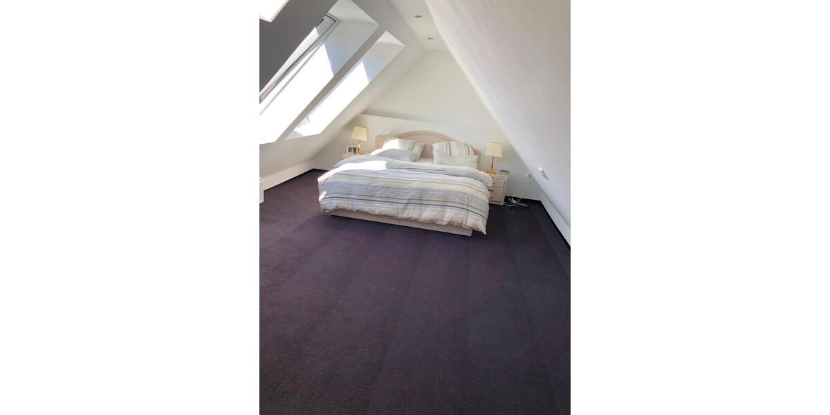 Einfamilienhaus Düsseldorf Stadtbezirk 5 - 6 Zimmer, 250 m&sup2;, 2.800&euro; | Angebot:24851125