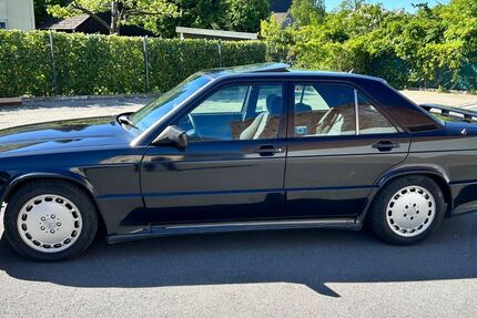 Mercedes-Benz 190 218.340 km 10.500 &euro; Solingen 42697