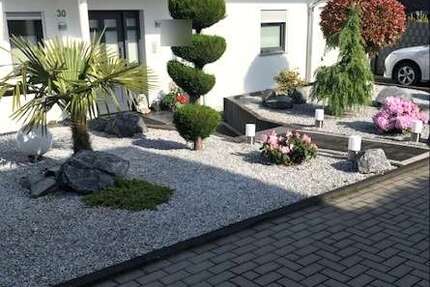 Haus zum Kaufen in Solingen 820.000 € 200 m² 7 zimmer