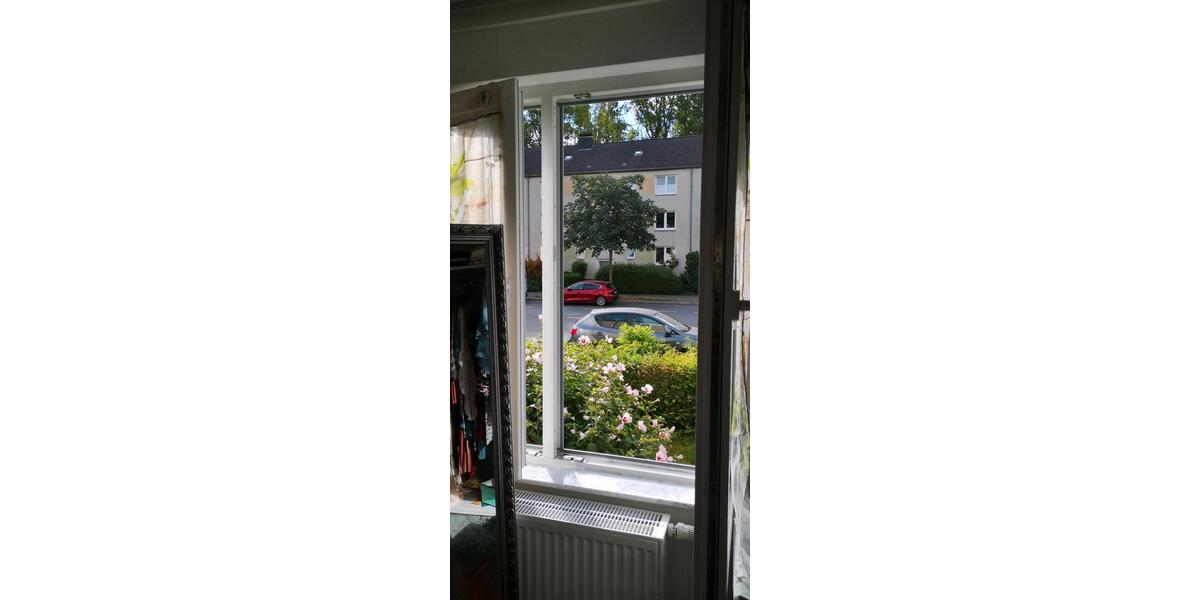 Erdgeschoßwohnung Düsseldorf Stadtbezirk 8 - 3 Zimmer, 73 m&sup2;, 250.000&euro; | Angebot:25936138