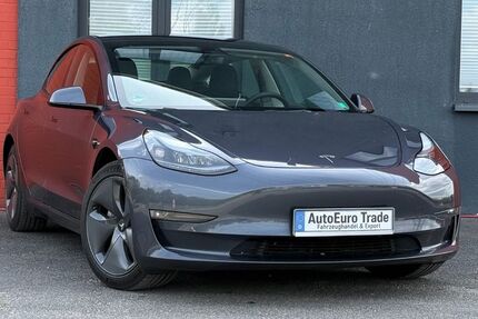 Tesla Model 3 81.271 km 28.200 &euro; Neuss 41472