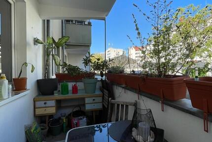 Wohnung Düsseldorf Pempelfort - 2 Zimmer, 52 m&sup2;, 622&euro; | Angebot:27608815