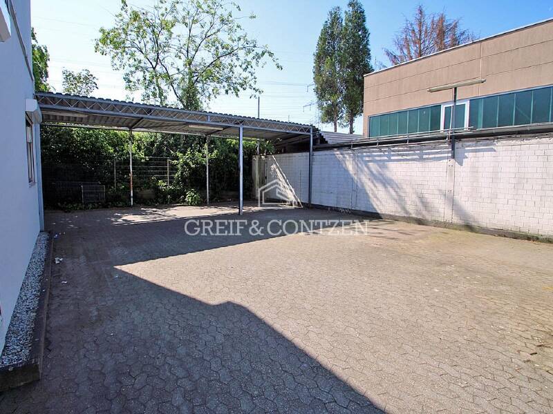 Lagerhalle und Freifläche im Kölner Norden | Greif & Contzen