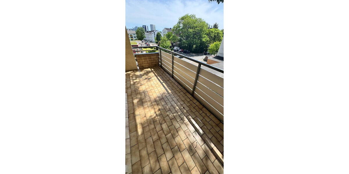 Etagenwohnung Düsseldorf Lörick - 4 Zimmer, 93 m&sup2;, 444.400&euro; | Angebot:26768924