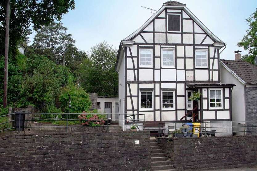 Haus zum Kaufen in Solingen 279.000 € 102 m²