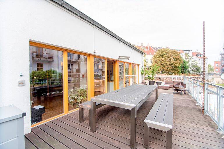 Hochwertig ausgestattete, abschließbare co-working spaces - All-in-Miete