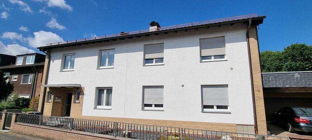 Gepflegtes Einfamilienhaus - DHH mit Garten und Garage