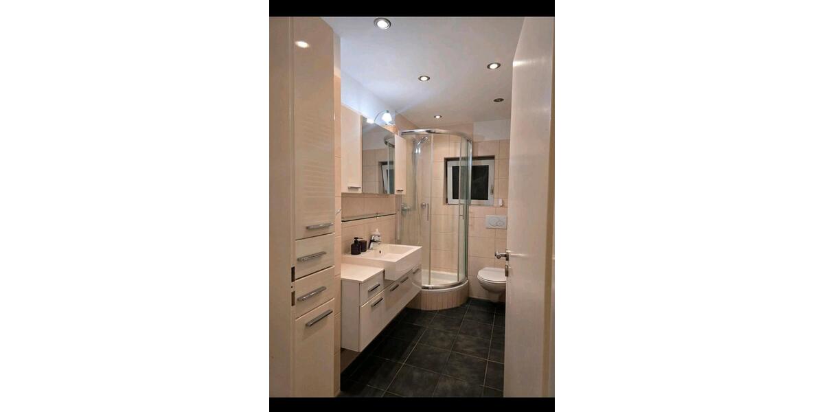 Etagenwohnung Bergisch Gladbach Gronau - 2 Zimmer, 72 m&sup2;, 850&euro; | Angebot:25960263