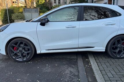 Ford Puma 80.000 km 18.500 &euro; Düsseldorf 40229