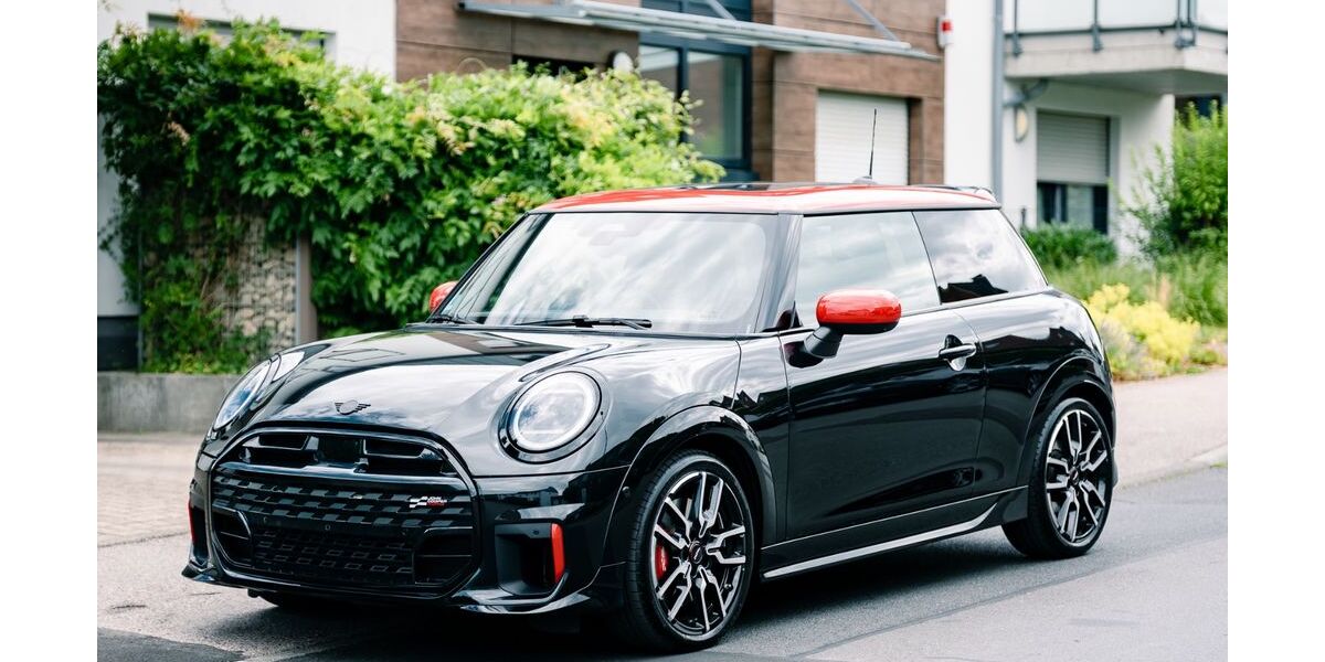 Mini John Cooper Works 7.700 km 35.700 &euro; Neuss 41468