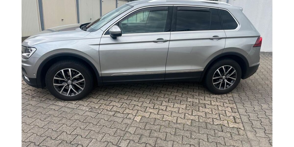 VW Tiguan 125.425 km 17.950 &euro; Erkrath 40699