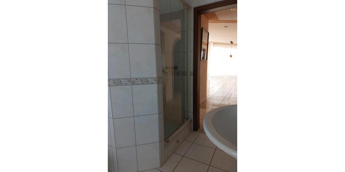 Einfamilienhaus Wipperfürth - 3 Zimmer, 115 m&sup2;, 1.090&euro; | Angebot:26405927