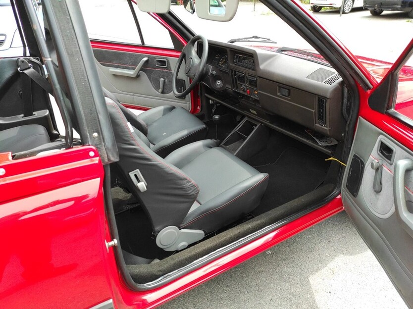 Opel Corsa A CC Cabrio Oldtimer Bj. 1984 72.155 km 12.500 € Düsseldorf 40213