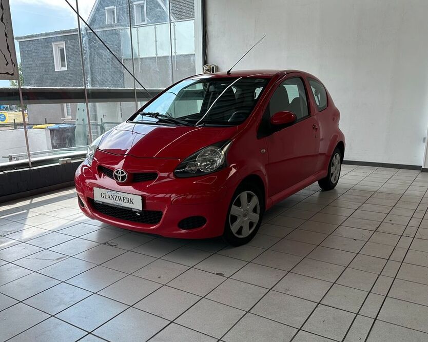 Aygo (X)