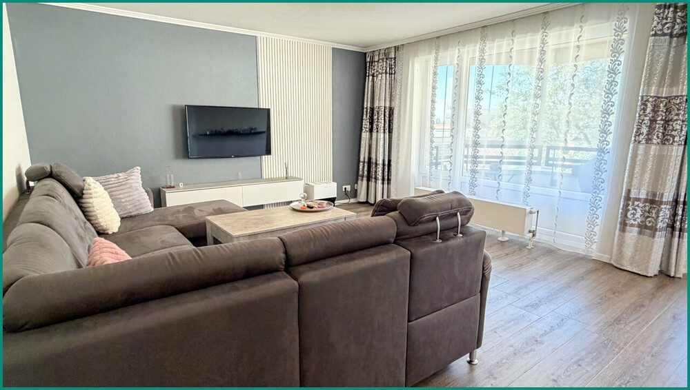 FÜR DIE FAMILIE IN DER INNENSTADT REMSCHEID: 4 ZIMMER-WOHNUNG MIT BALKON UND GARAGE - Etagenwohnung Remscheid Innenstadt | Angebot:27567381