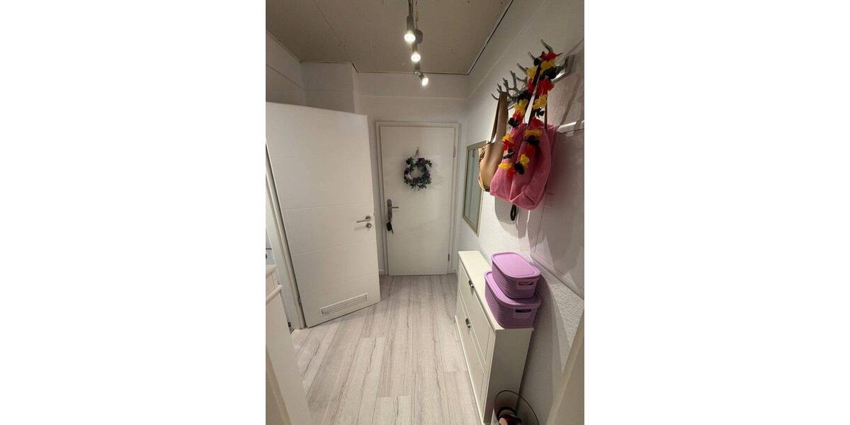 Etagenwohnung Düsseldorf Rath - 2 Zimmer, 41 m&sup2;, 164.000&euro; | Angebot:26919400