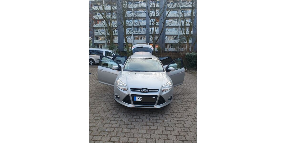 Ford Focus 163.700 km 4.900 &euro; Köln 51103