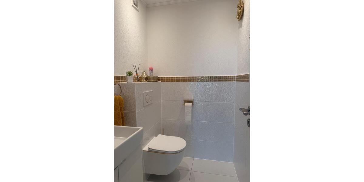 Etagenwohnung Dormagen Hackenbroich - 4 Zimmer, 94 m&sup2;, 220.000&euro; | Angebot:27542476