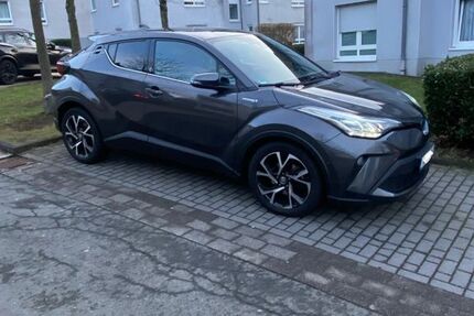 Toyota C-HR 88.000 km 18.600 &euro; Solingen 42719