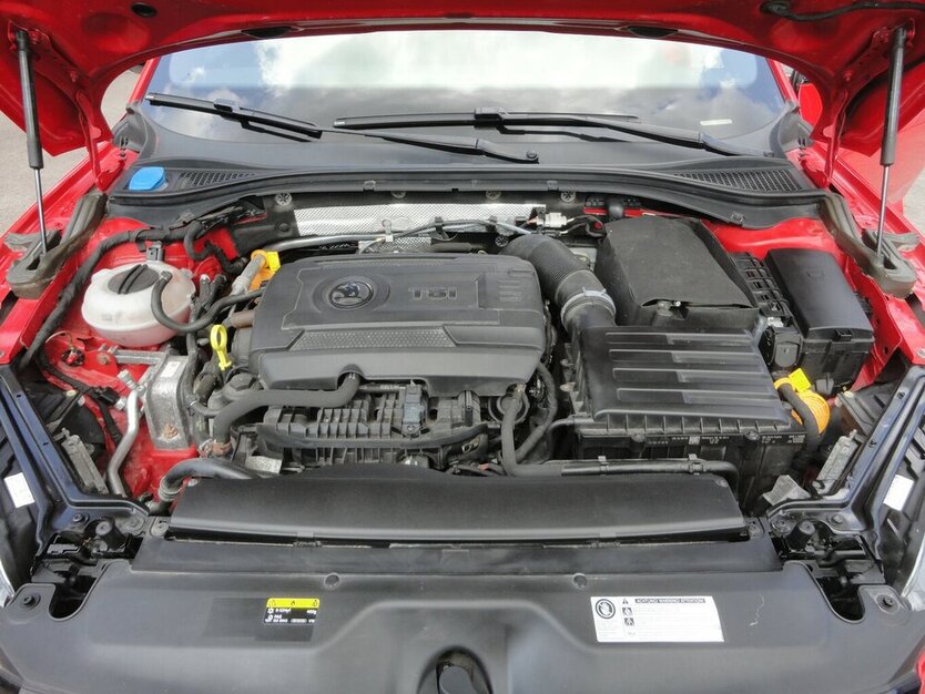 Skoda Superb Sportline4x4 Navi PanoSdach BiXenon Leder 122.000 km 18.900 € Neuss 41462