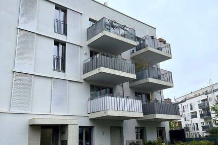 Wohnung Düsseldorf Derendorf - 3 Zimmer, 74 m&sup2;, 1.100&euro; | Angebot:26825336
