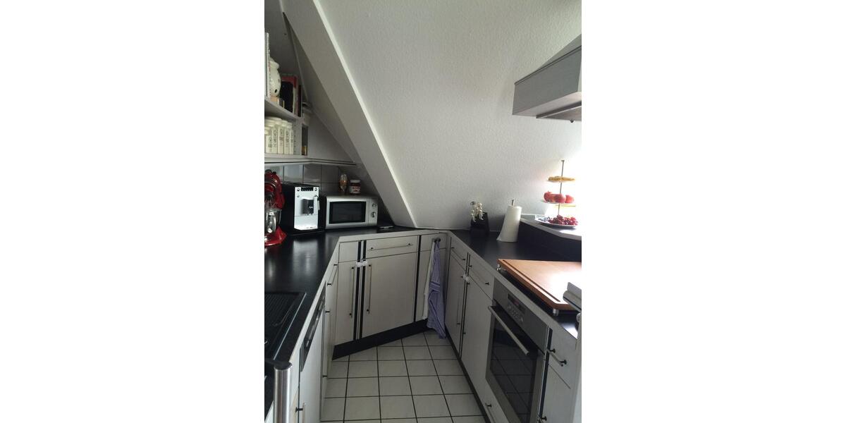 Dachgeschoßwohnung Velbert Velbert-Mitte - 3 Zimmer, 88 m&sup2;, 750&euro; | Angebot:26651763