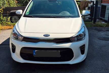 Kia Rio 94.000 km 8.999 &euro; Solingen 42659
