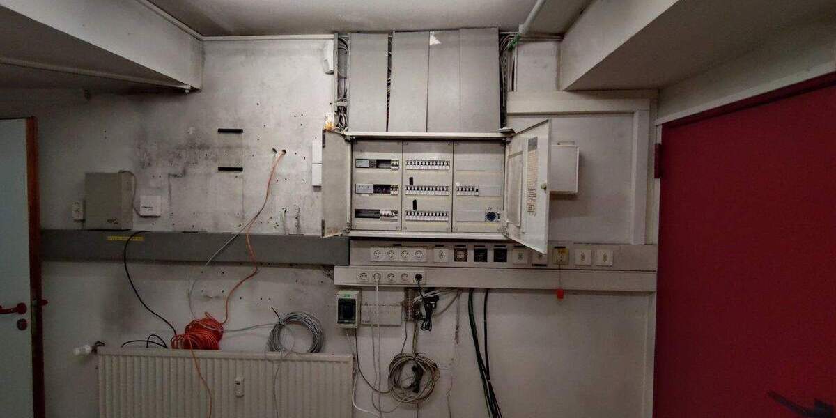 Gewerbeobjekt Remscheid Nord - 5 Zimmer, 257 m&sup2;, 2.190&euro; | Angebot:25796039