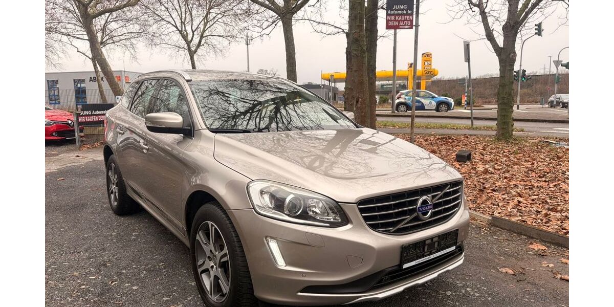 Volvo XC60 84.000 km 17.999 &euro; Köln 51107
