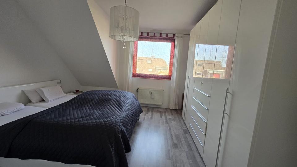 Dachgeschoßwohnung Solingen Ohligs - 2 Zimmer, 57 m&sup2;, 160.000&euro; | Angebot:26615471