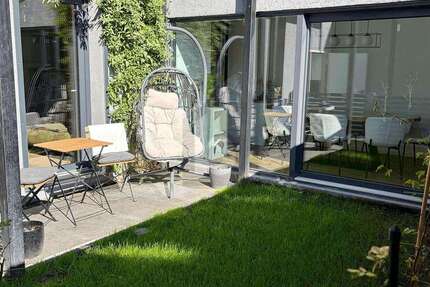 Wohnung Düsseldorf Stadtbezirk 2 - 4 Zimmer, 80 m&sup2;, 2.300&euro; | Angebot:27505481