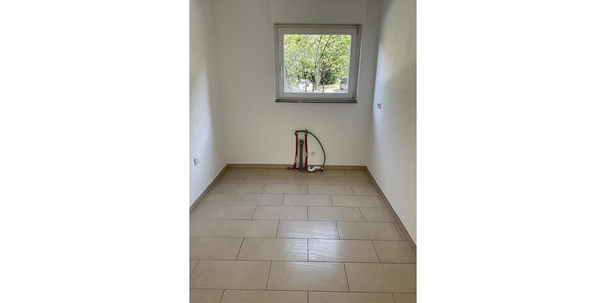 Erdgeschoßwohnung Wuppertal Gemarkung Elberfeld - 5 Zimmer, 138 m&sup2;, 1.899&euro; | Angebot:26221886