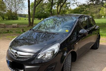 Opel Corsa 196.000 km 2.799 &euro; Köln 50999
