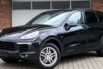 Porsche Cayenne 145.253 km 28.990 &euro; Düsseldorf 40599
