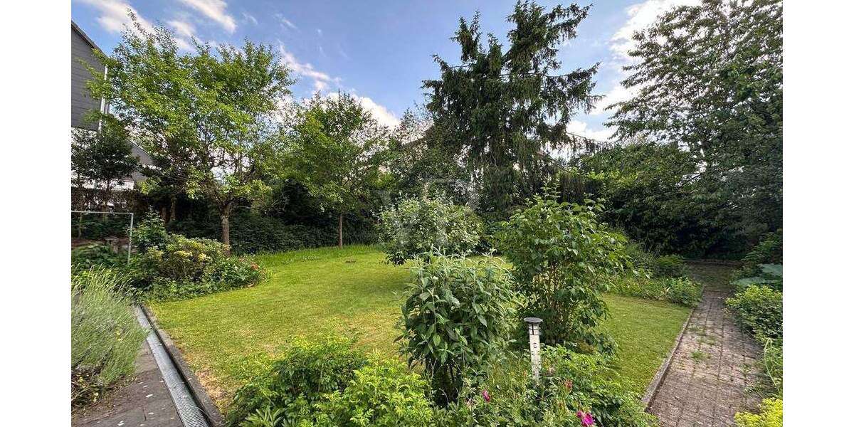 Mehrfamilienhaus, Wohnhaus Velbert Birth - 6 Zimmer, 160 m&sup2;, 362.000&euro; | Angebot:25679814