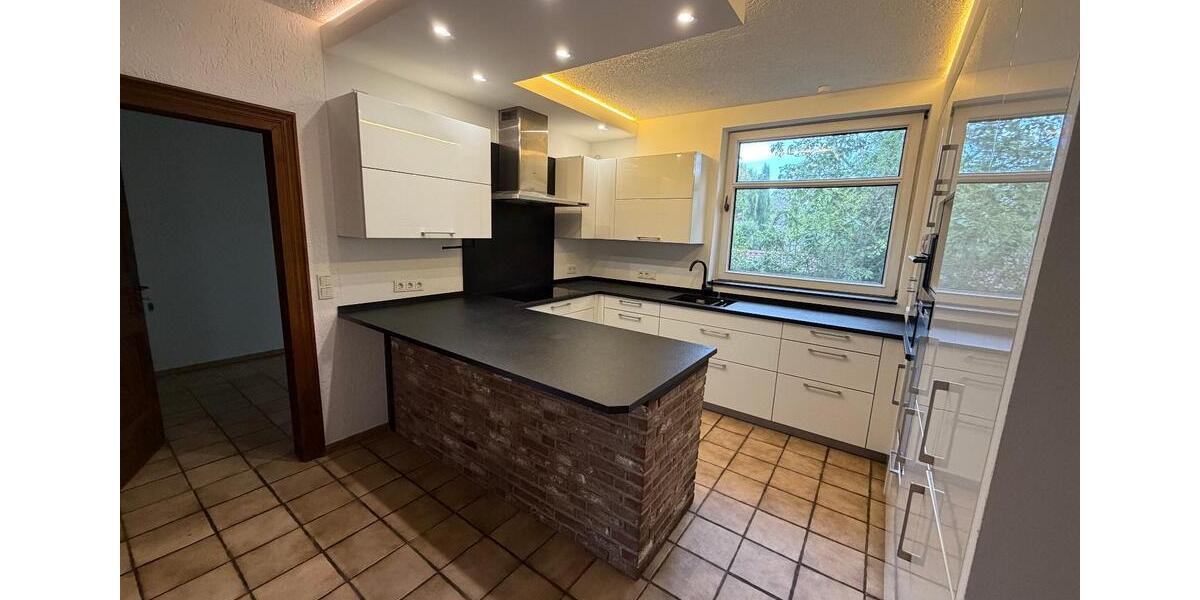 Einfamilienhaus Dormagen Sankt Peter - 7 Zimmer, 280 m&sup2;, 3.400&euro; | Angebot:27615902
