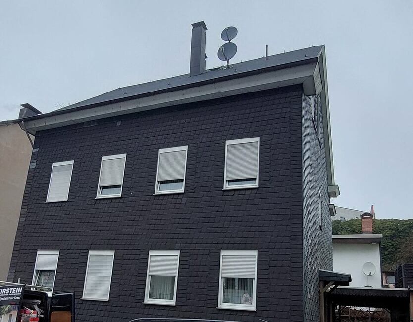 5 Fam.- Haus in Remscheid – Süd mit Carport