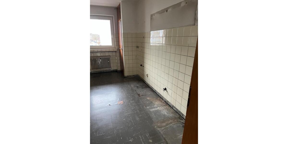 Etagenwohnung Neuss Erfttal - 3 Zimmer, 80 m&sup2;, 1.200&euro; | Angebot:24851452