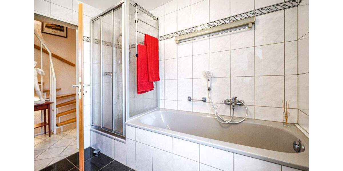 Doppelhaushälfte Langenfeld Immigrath - 4 Zimmer, 130 m&sup2;, 675.000&euro; | Angebot:25684484