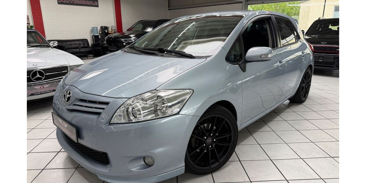 Toyota Auris 130.000 km 6.700 &euro; Leverkusen 51371