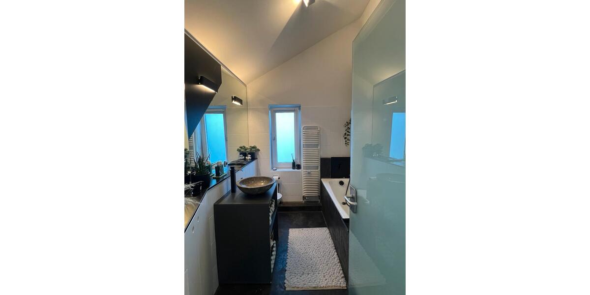 Maisonettenwohnung Leverkusen Bergisch Neukirchen - 3.5 Zimmer, 85 m&sup2;, 1.290&euro; | Angebot:24829687