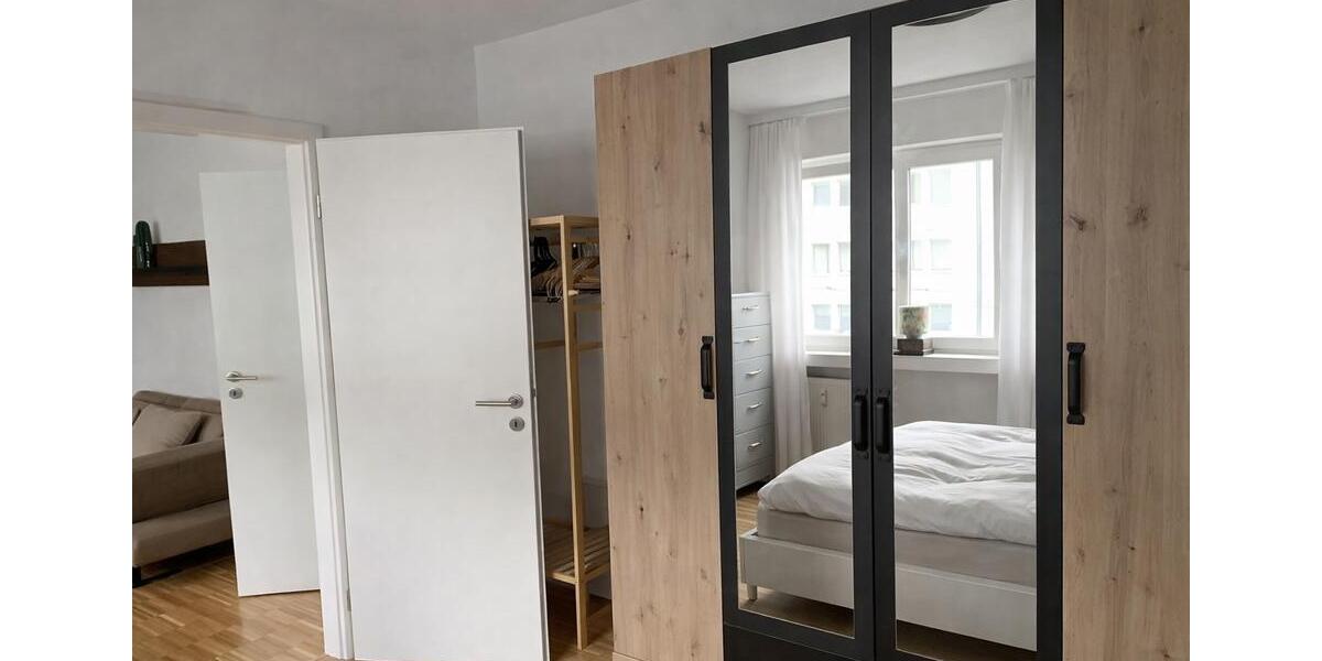 Etagenwohnung Düsseldorf Pempelfort - 2 Zimmer, 40 m&sup2;, 1.460&euro; | Angebot:24625381