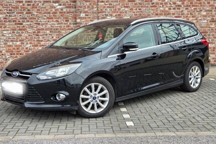 Ford Focus 124.500 km 4.199 &euro; Düsseldorf 40223
