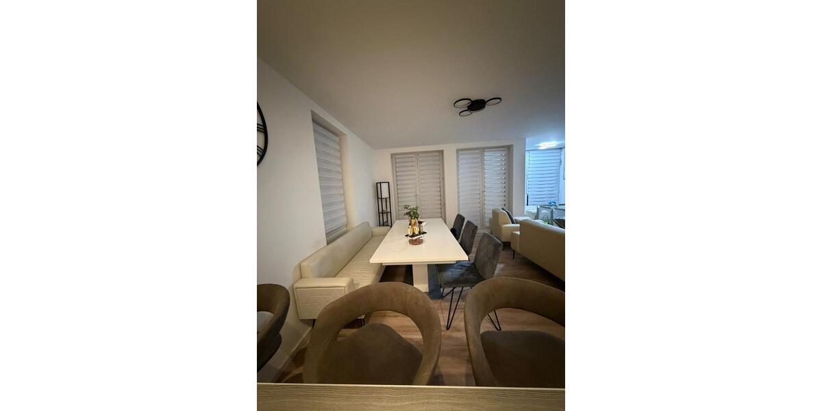 Etagenwohnung Bergisch Gladbach Alt-Frankenforst - 2 Zimmer, 82 m&sup2;, 1.189&euro; | Angebot:25894289