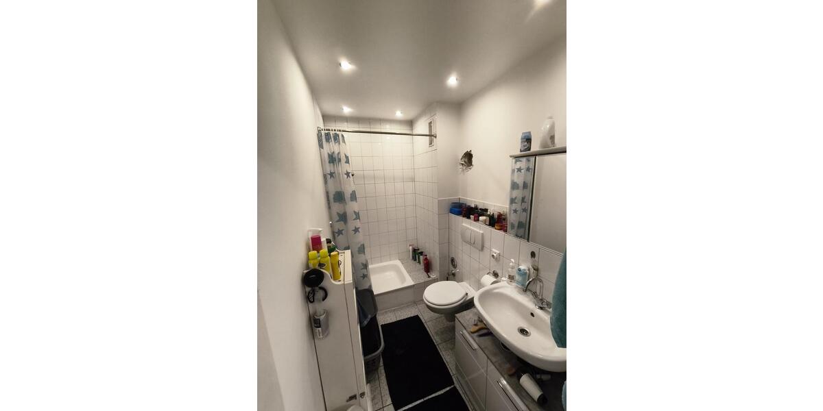 Dachgeschoßwohnung Dormagen Hackenbroich - 2 Zimmer, 62 m&sup2;, 850&euro; | Angebot:26327084