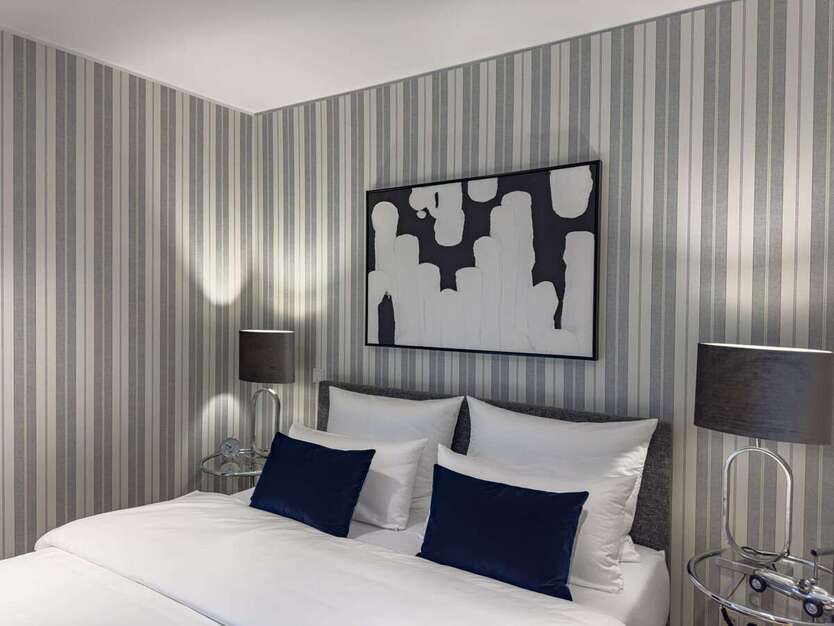 Wohnung zum Mieten in Düsseldorf 3.021,20 € 72.83 m² 3 zimmer