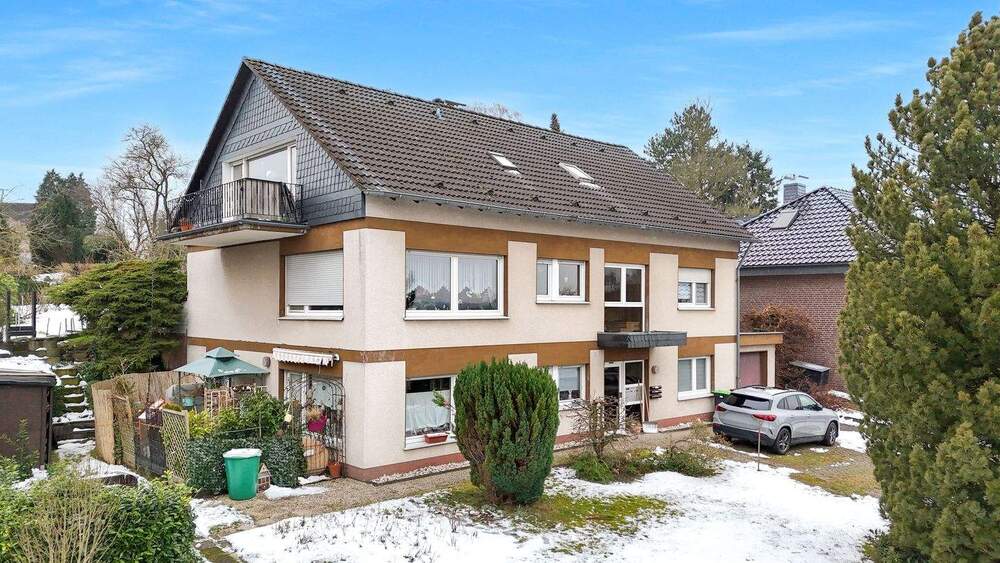 Mehrfamilienhaus, Wohnhaus Odenthal Hüttchen - 8 Zimmer, 251 m&sup2;, 399.000&euro; | Angebot:25775948