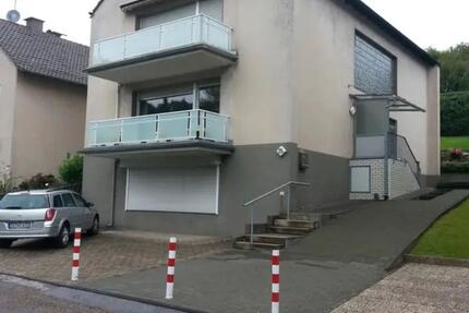 Wohnung Solingen - 5 Zimmer, 125 m&sup2;, 1.200&euro; | Angebot:25395111