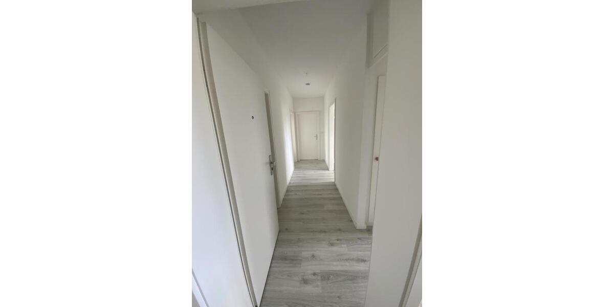 Etagenwohnung Remscheid Lüttringhausen - 3 Zimmer, 65 m&sup2;, 579&euro; | Angebot:26449922